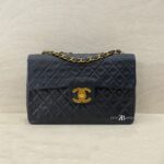Chanel Classic Maxi Single Flap Lambskin Black GHW