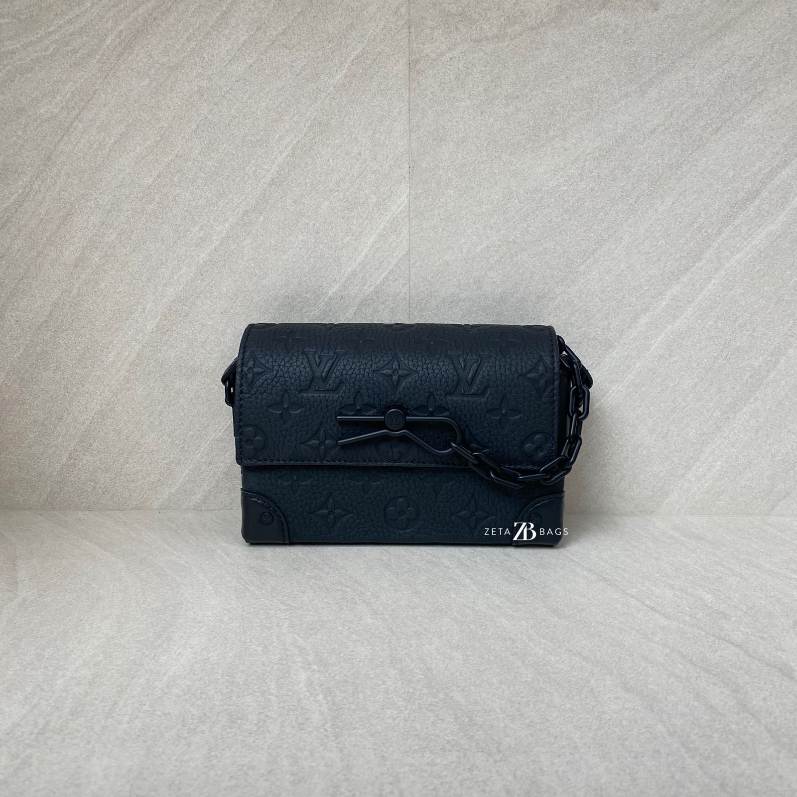 Louis Vuitton Steamer Wearable Wallet Monogram Taurillon Black