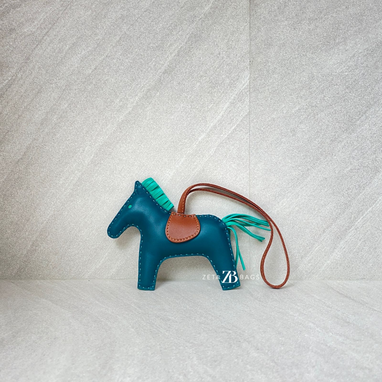 Hermes Rodeo Charm Vert Gold