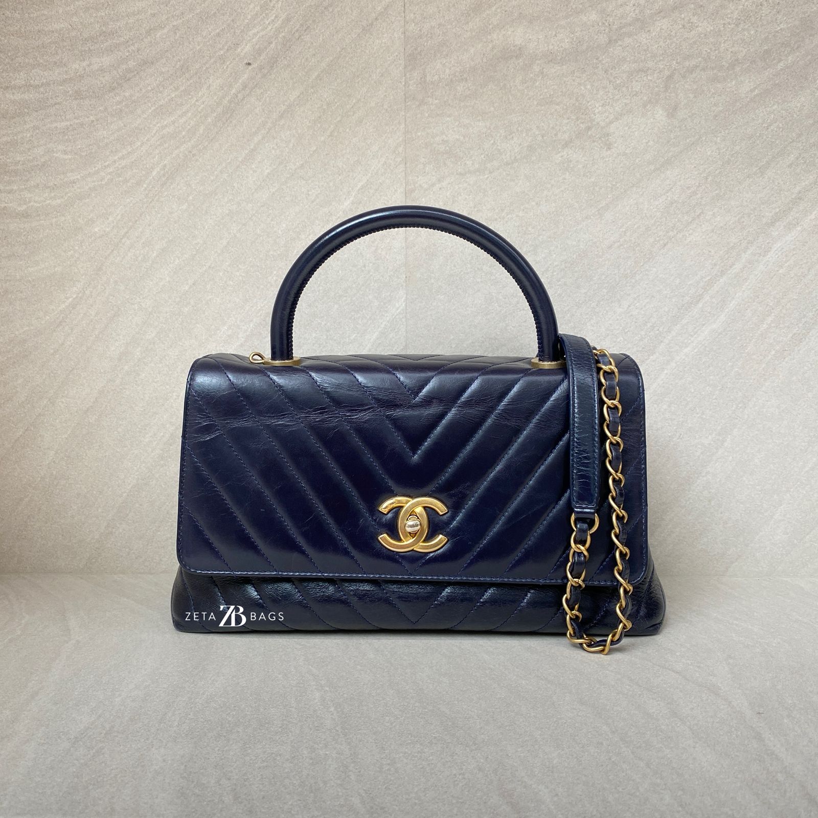 Chanel Coco Handle Medium Chevron Navy GHW