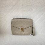Louis Vuitton Metis MM Monogram Empriente Tourterelle