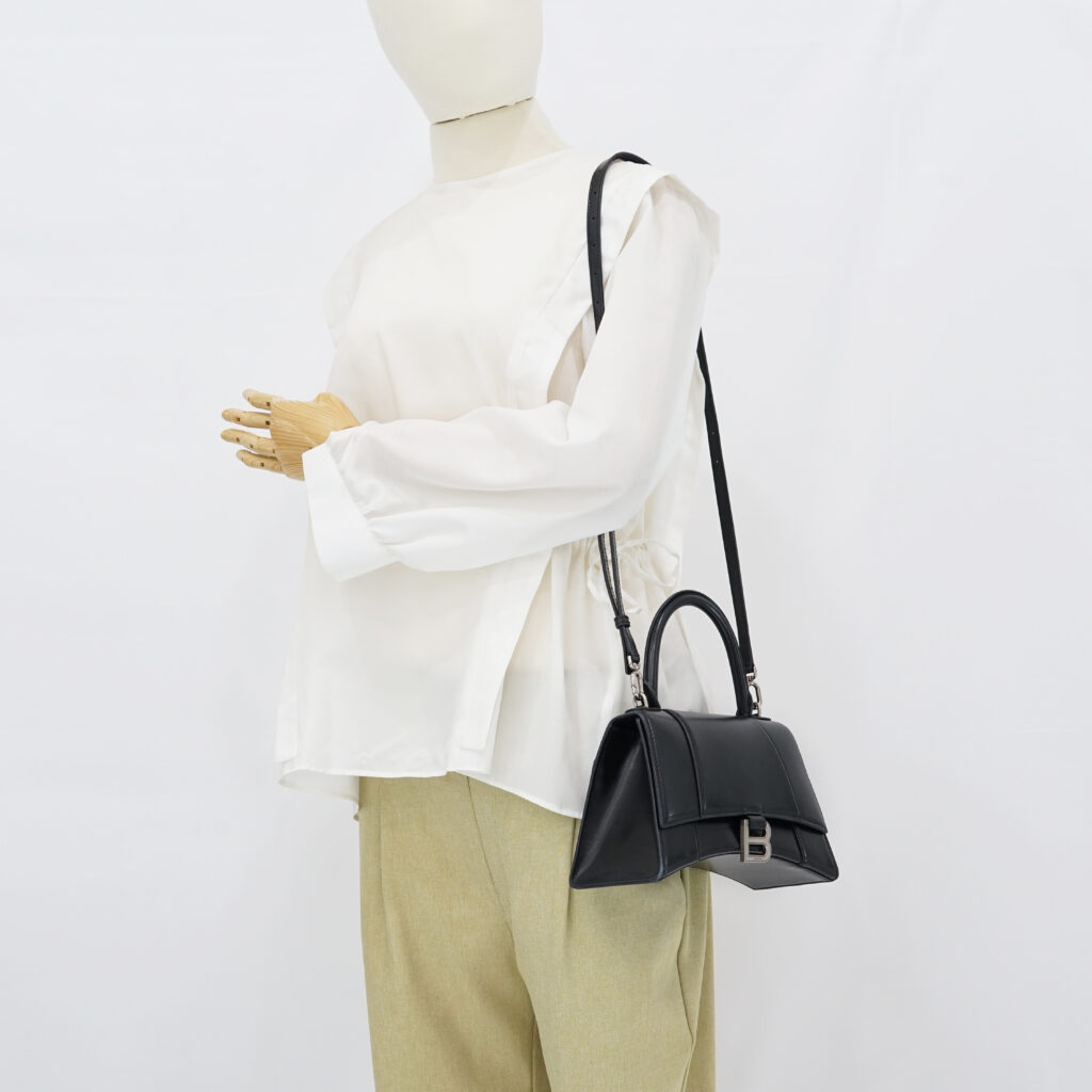 Balenciaga Hourglass Small Smooth Black SHW