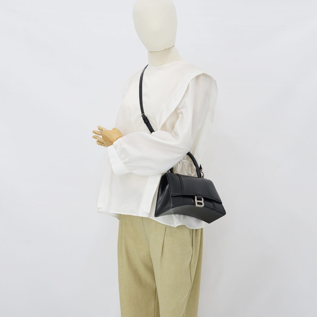 Balenciaga Hourglass Small Smooth Black SHW