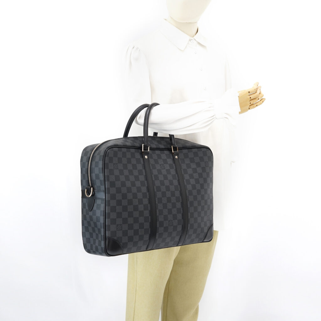 Louis Vuitton Porte Documents Voyage Damier Graphite SHW