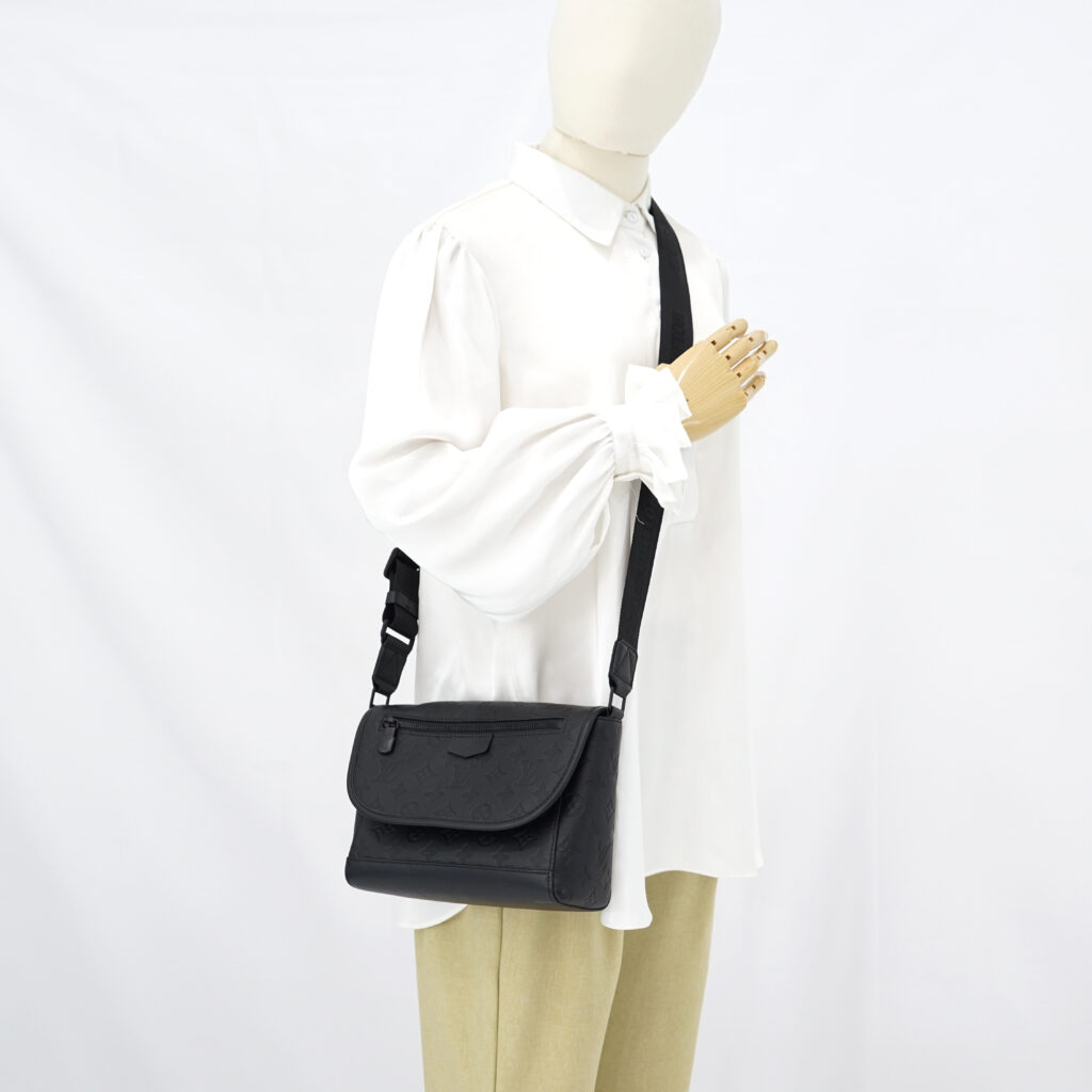 Louis Vuitton Pulse Messenger Monogram Shadow Black