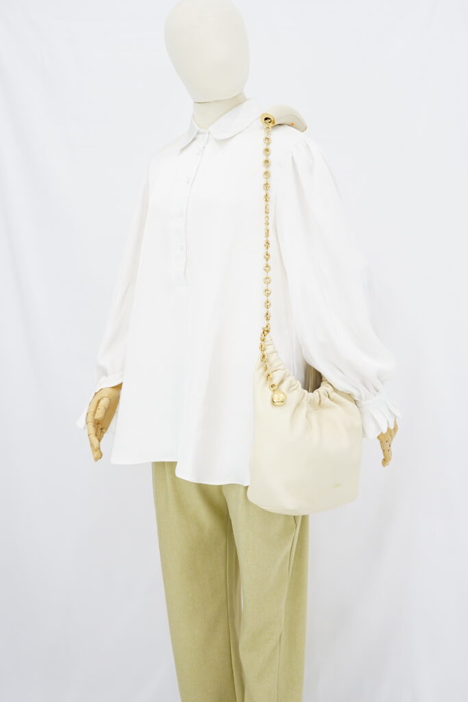Loewe Squeeze Small Mellow Lambskin Ivory GHW
