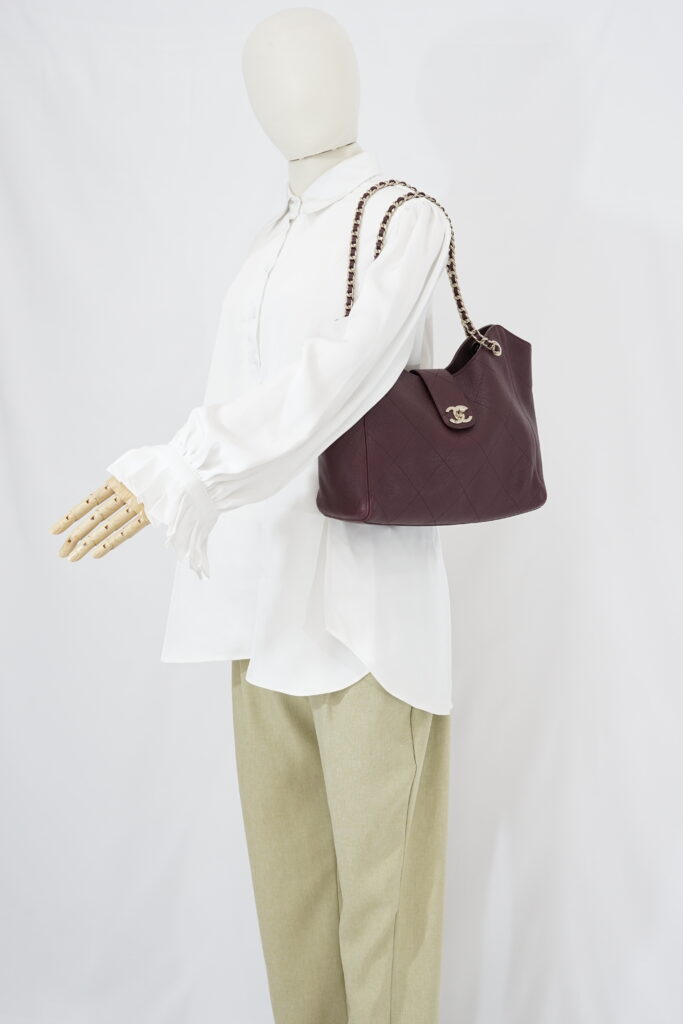 Chanel Shopping Bag Caviar Bordeaux GHW