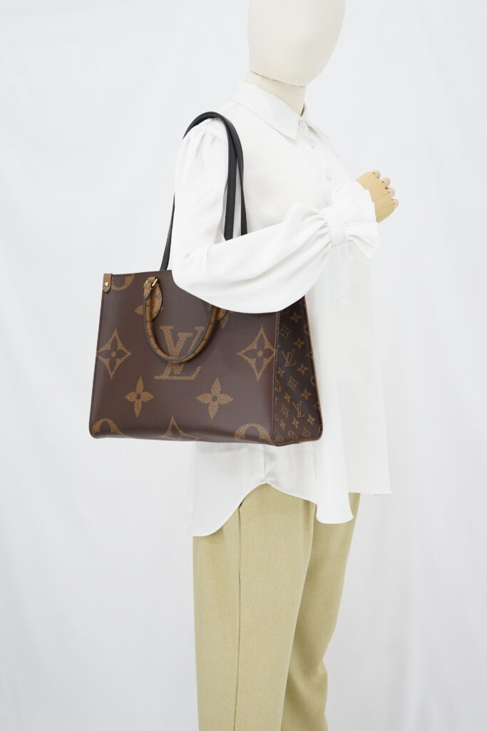 Louis Vuitton On The Go MM Giant Monogram Reverse GHW