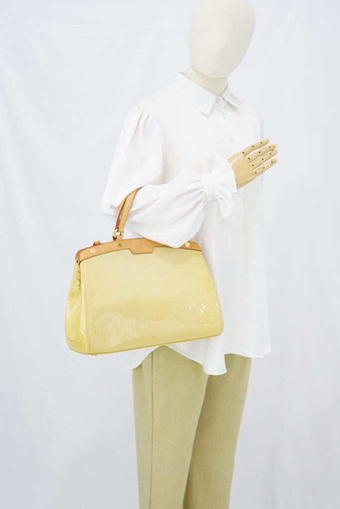 Louis Vuitton Brea MM Vernis Yellow GHW