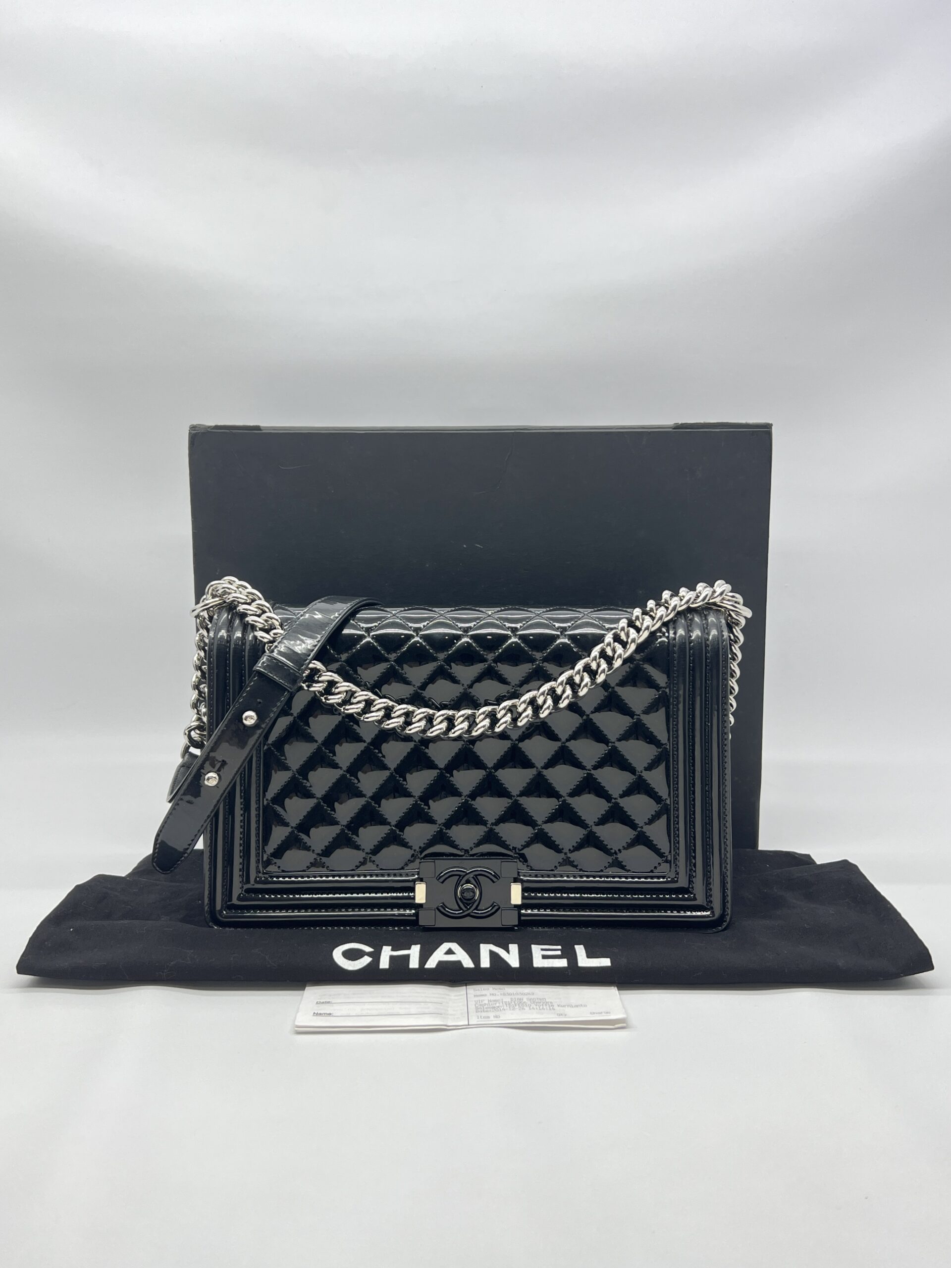 Chanel Boy 28 Vernis Black SHW