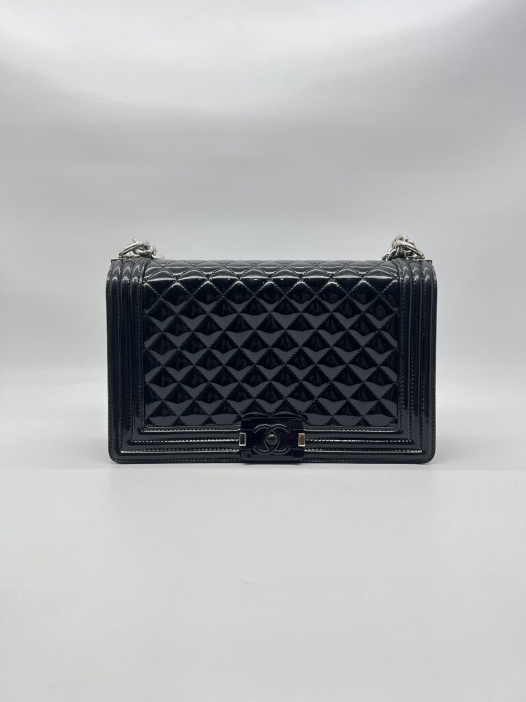 Chanel Boy 28 Vernis Black SHW