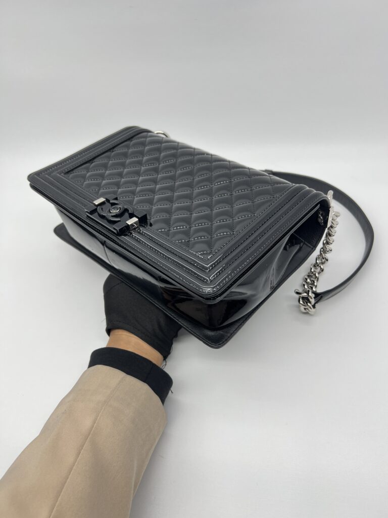 Chanel Boy 28 Vernis Black SHW