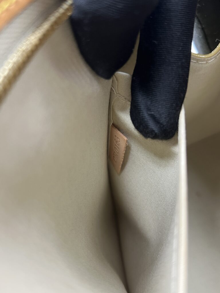 Louis Vuitton Brea MM Vernis Yellow GHW