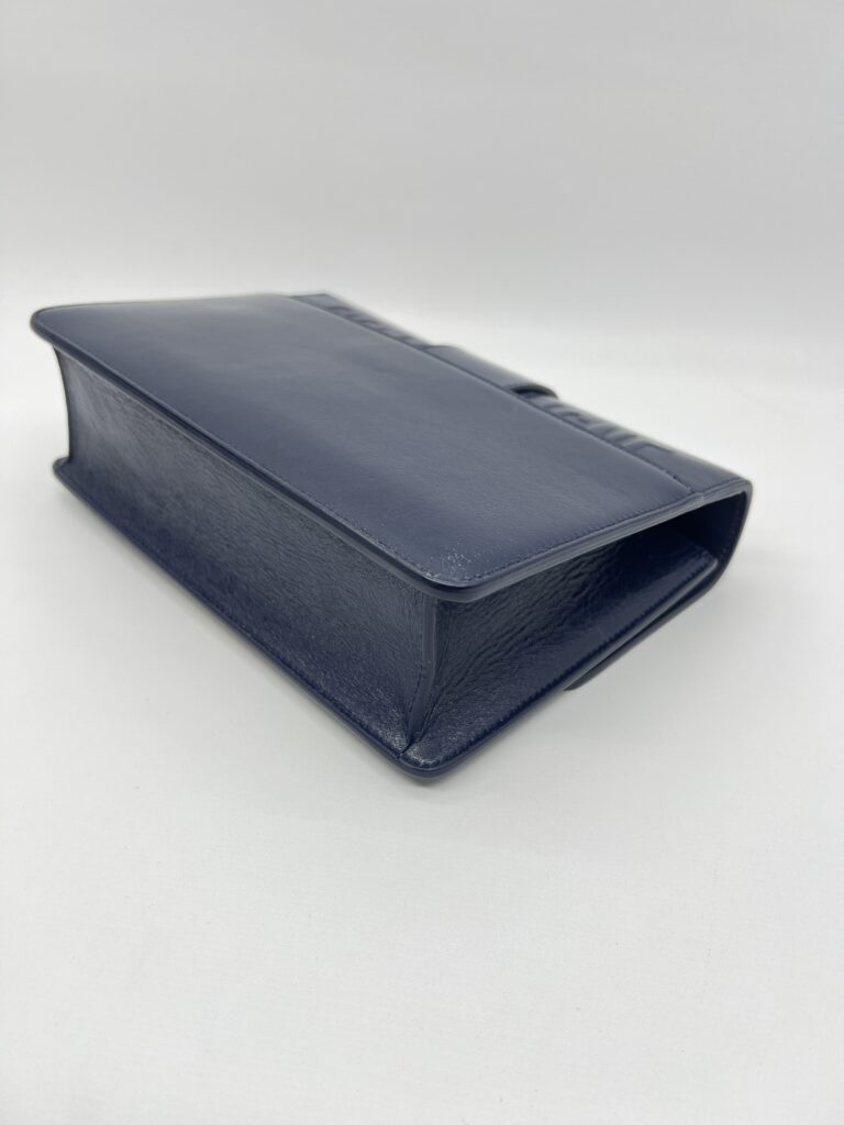 Dior 30 Montaigne Navy GHW