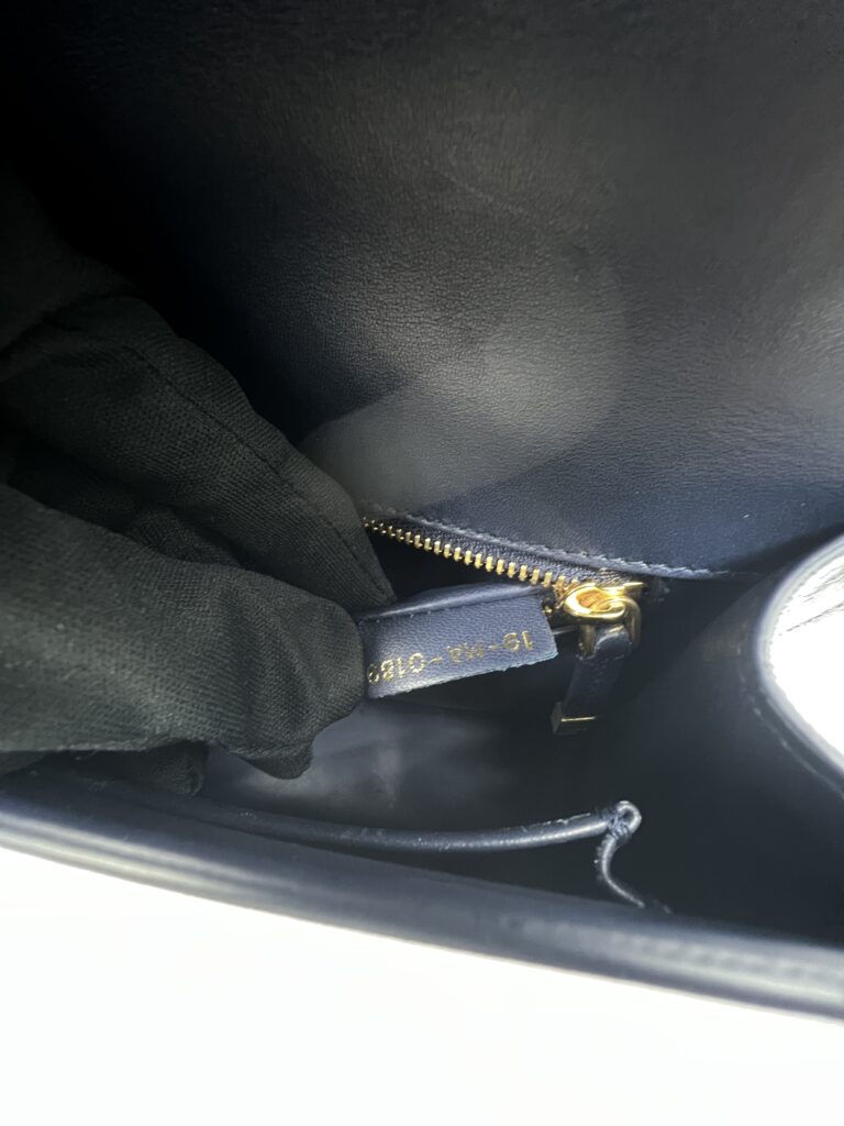 Dior 30 Montaigne Navy GHW