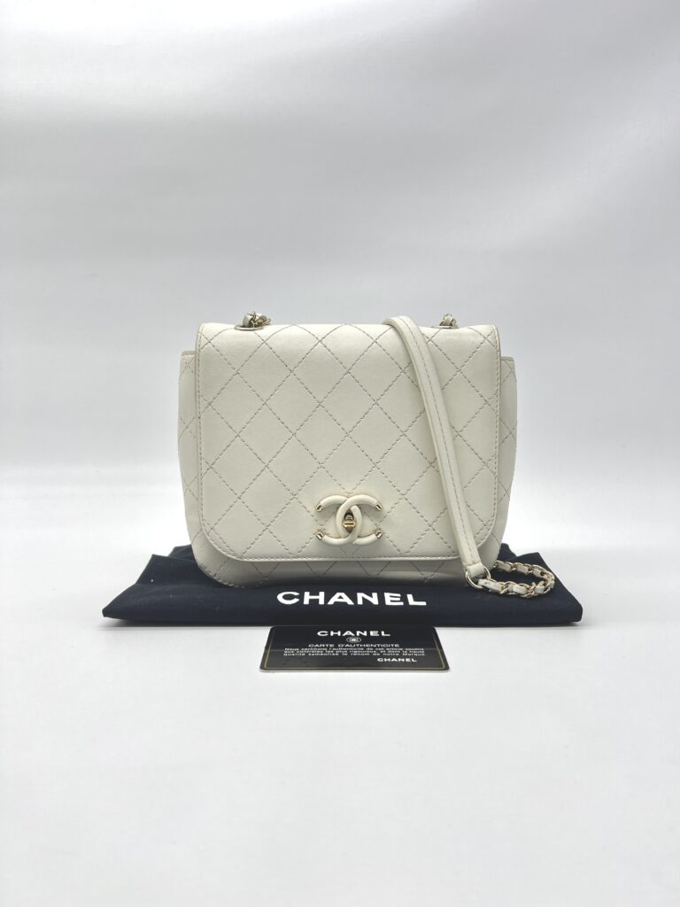 Chanel CC Case Flap Calfskin White GHW