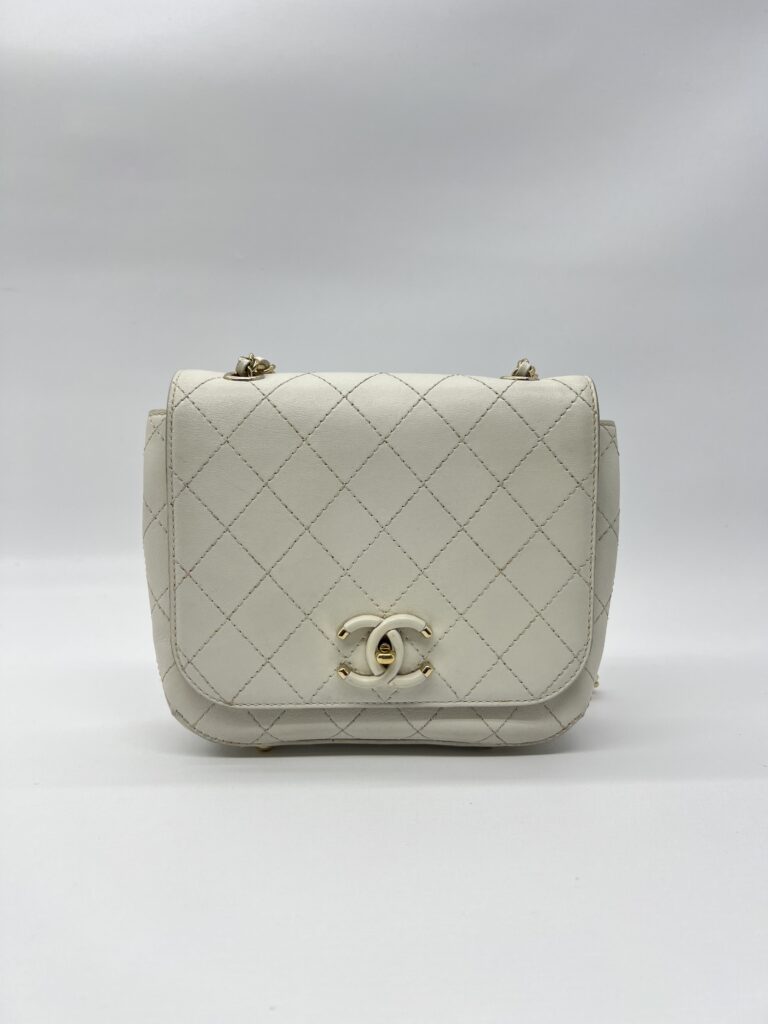 Chanel CC Case Flap Calfskin White GHW