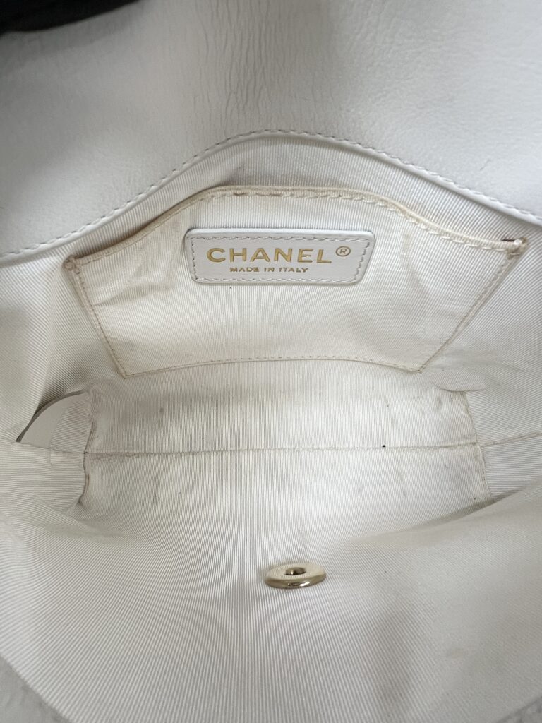 Chanel CC Case Flap Calfskin White GHW