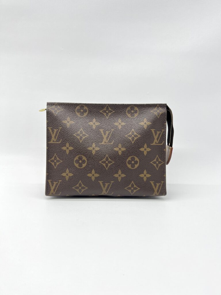 Louis Vuitton Toiletry 19 Monogram GHW