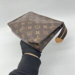 Louis Vuitton Toiletry 19 Monogram GHW