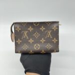 Louis Vuitton Toiletry 15 Monogram GHW