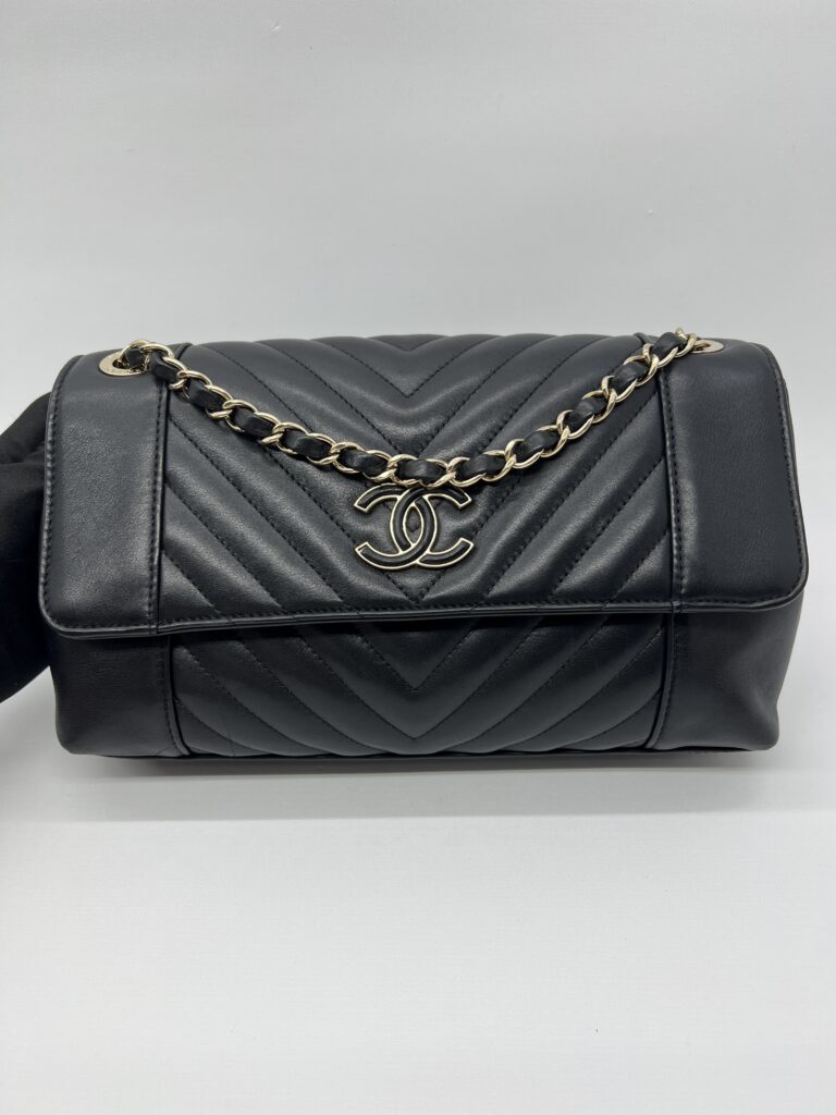 Chanel Daily Chevron Flap Black GHW