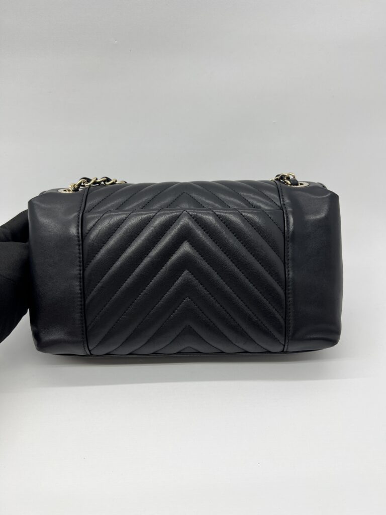 Chanel Daily Chevron Flap Black GHW