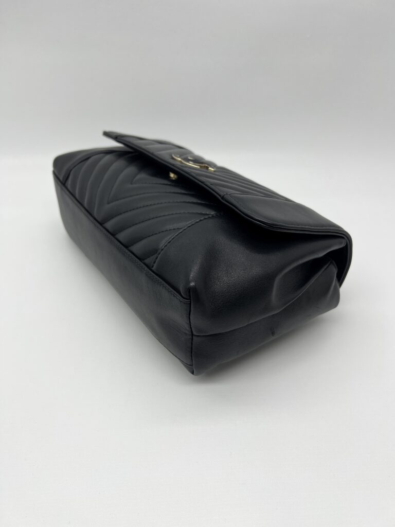 Chanel Daily Chevron Flap Black GHW