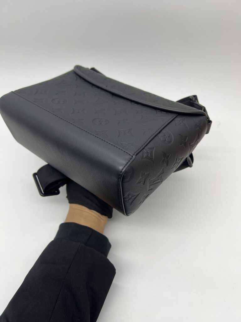 Louis Vuitton Pulse Messenger Monogram Shadow Black