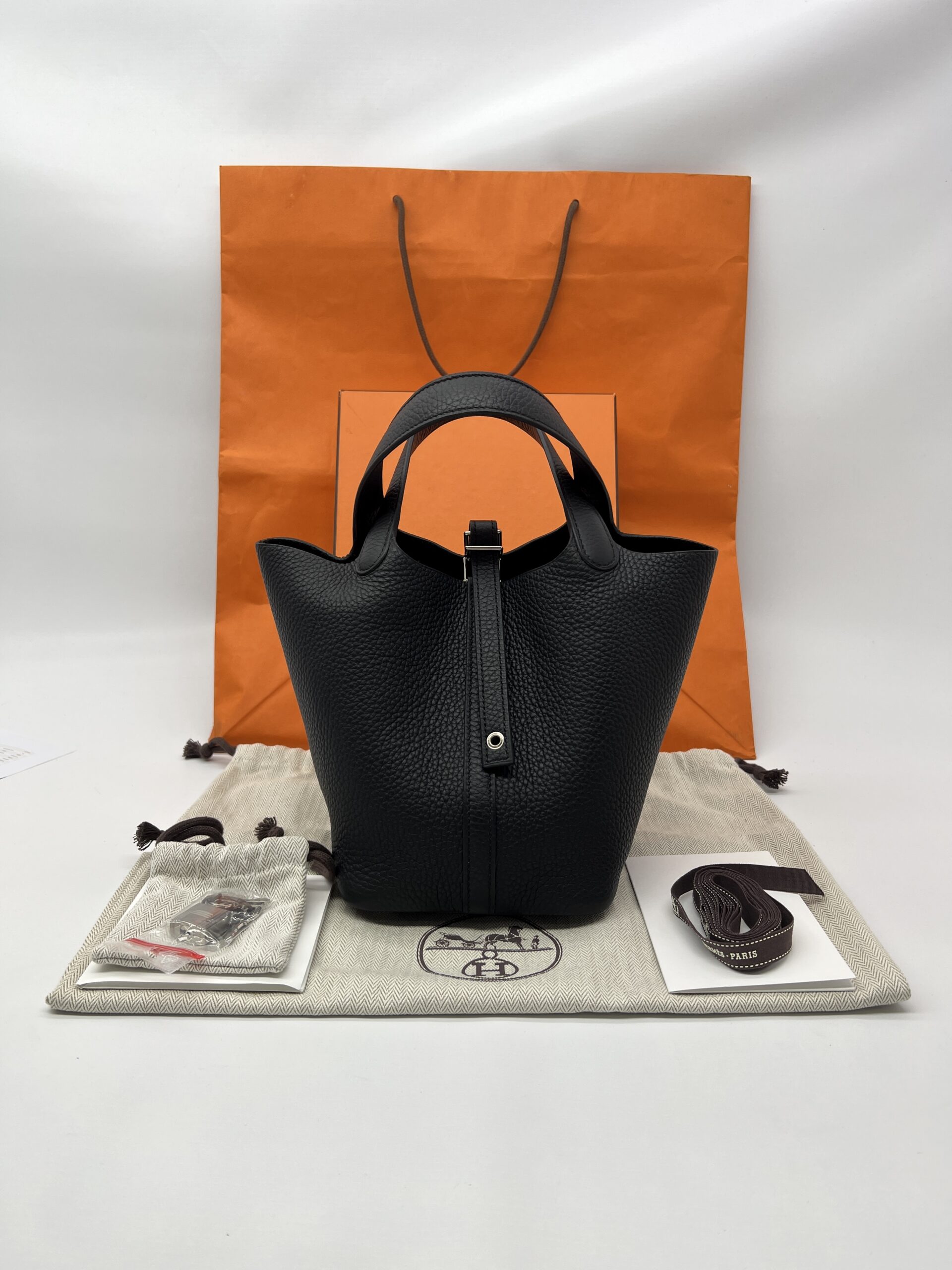 Hermes Picotin 18 Clemence Noir PHW