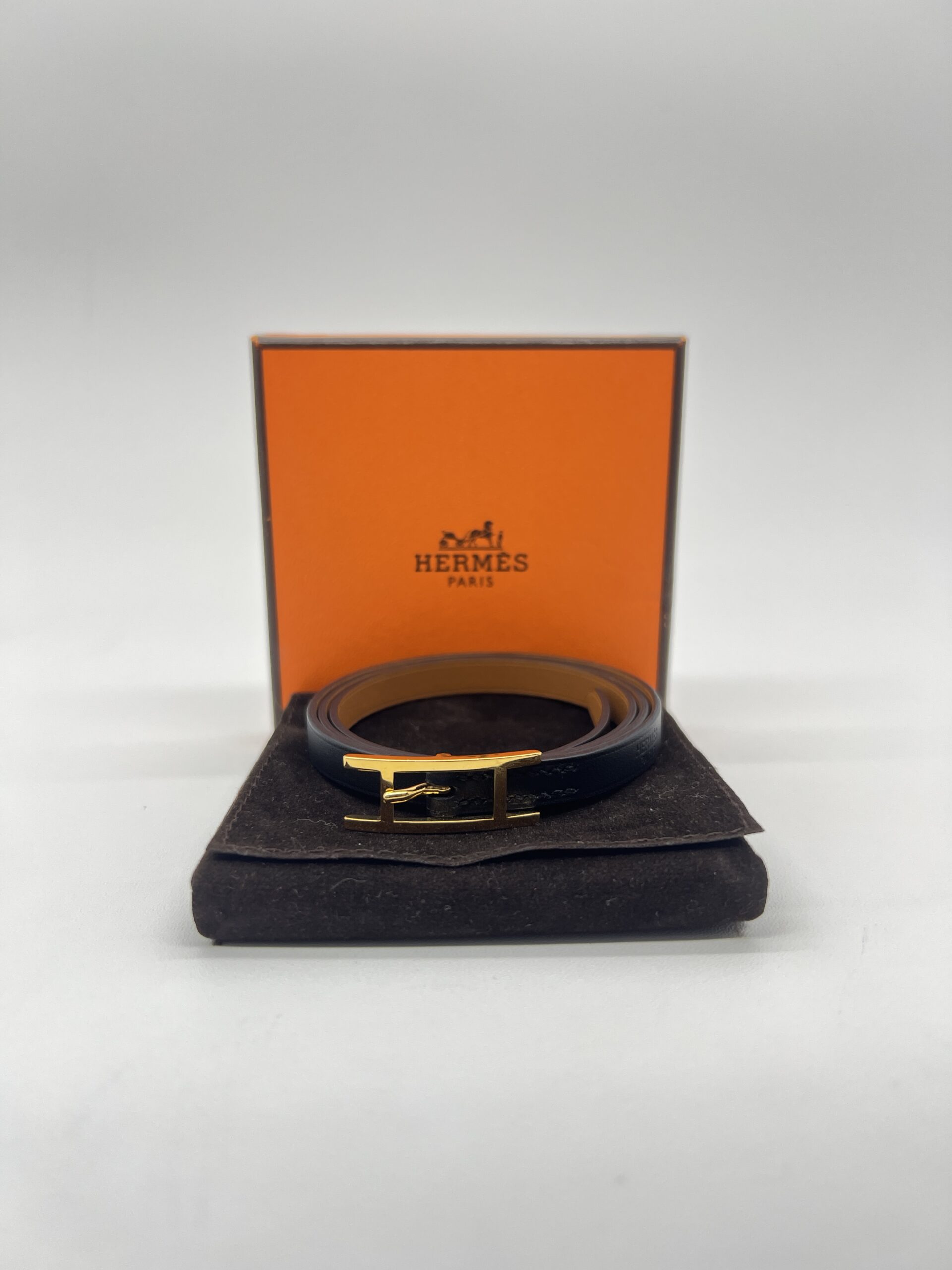 Hermes Bracelet Veau Chamonix Noir GHW