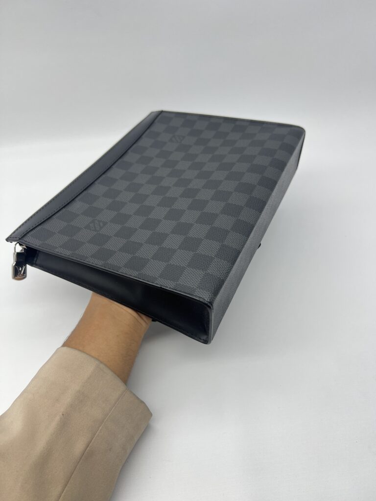 Louis Vuitton Pochette Voyage MM Damier Graphite SHW