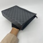 Louis Vuitton Pochette Voyage MM Damier Graphite SHW