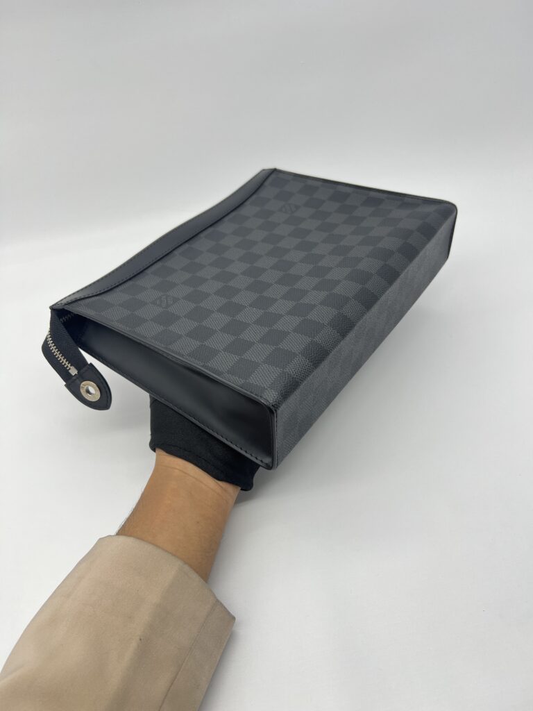 Louis Vuitton Pochette Voyage MM Damier Graphite SHW