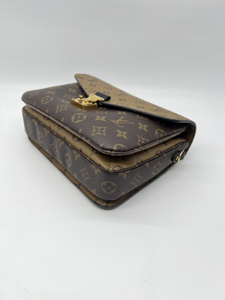 Louis Vuitton Metis MM Monogram Reverse GHW