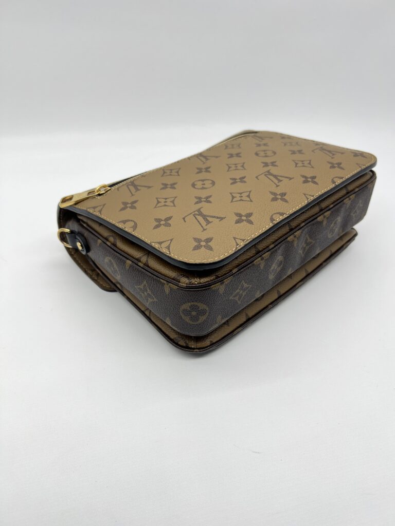 Louis Vuitton Metis MM Monogram Reverse GHW