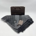 Gucci Scraves Grey