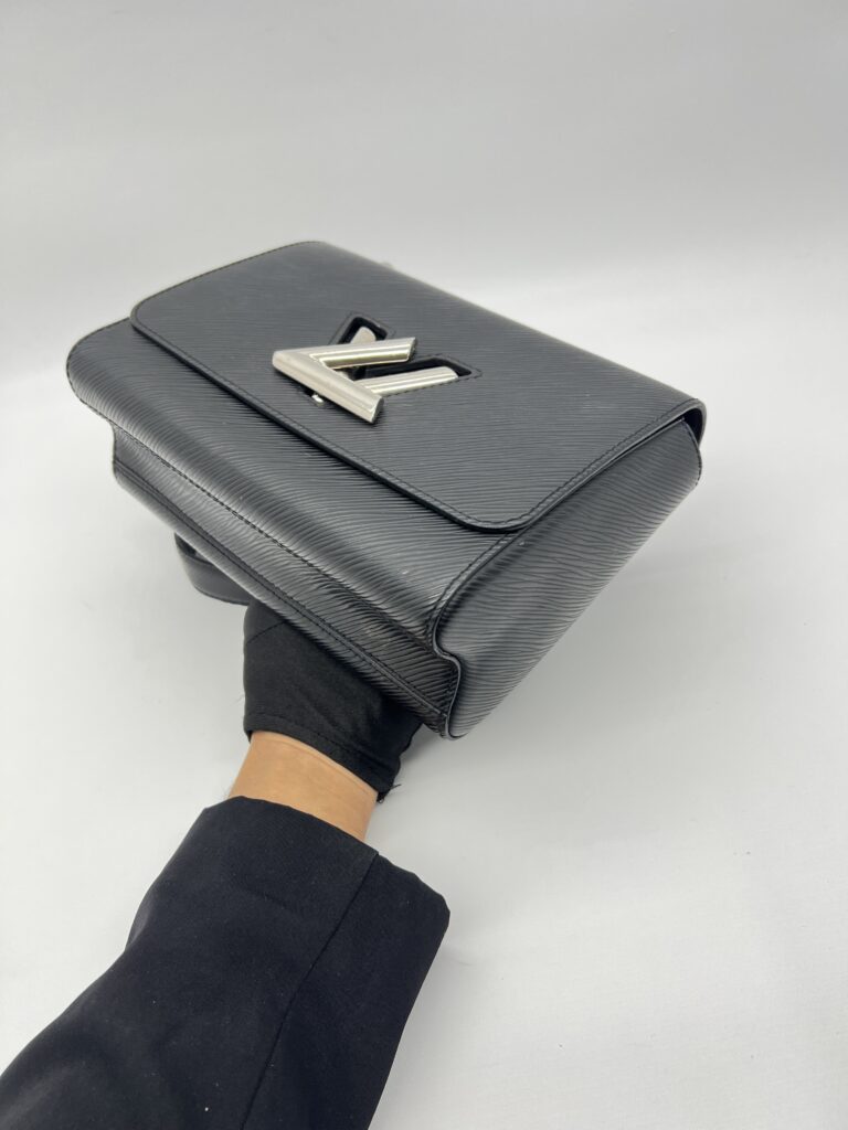 Louis Vuitton Twist MM Epi Black SHW