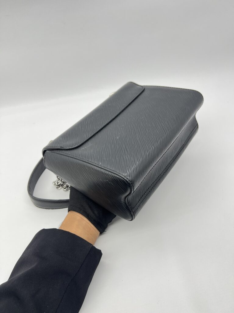 Louis Vuitton Twist MM Epi Black SHW