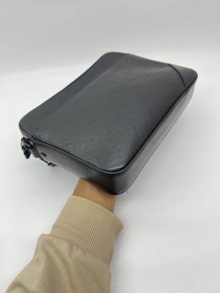 Louis Vuitton Duo Messenger Monogram Shadow Noir