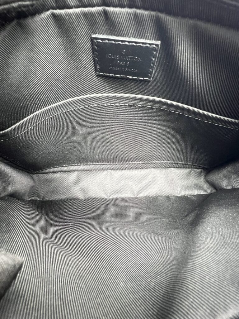 Louis Vuitton Duo Messenger Monogram Shadow Noir