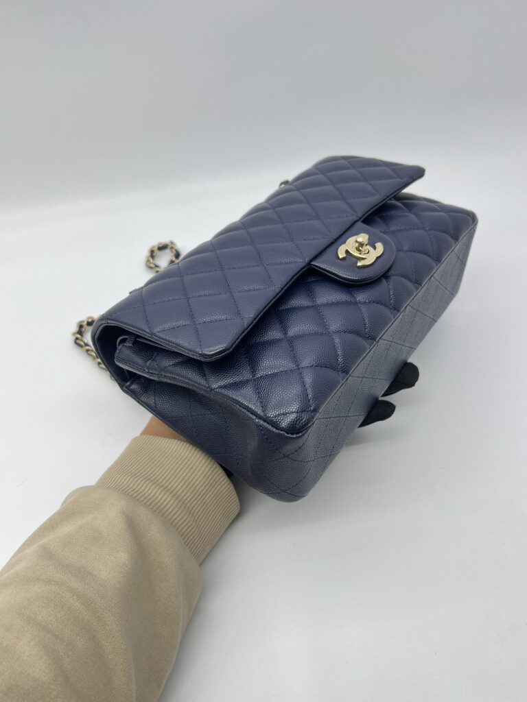 Chanel Classic Medium D.FLap Caviar Navy LGHW