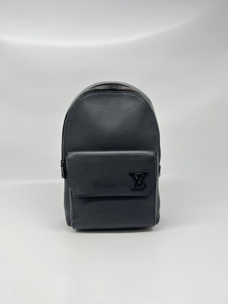 Louis Vuitton Pilot Sling Bag Aerogram Noir