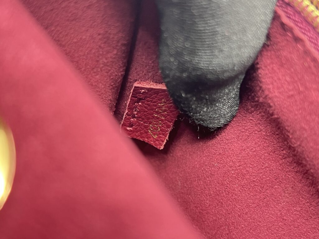Louis Vuitton Victoire Monogram Raisin GHW