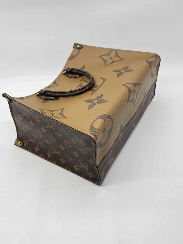 Louis Vuitton On The Go MM Giant Monogram Reverse GHW