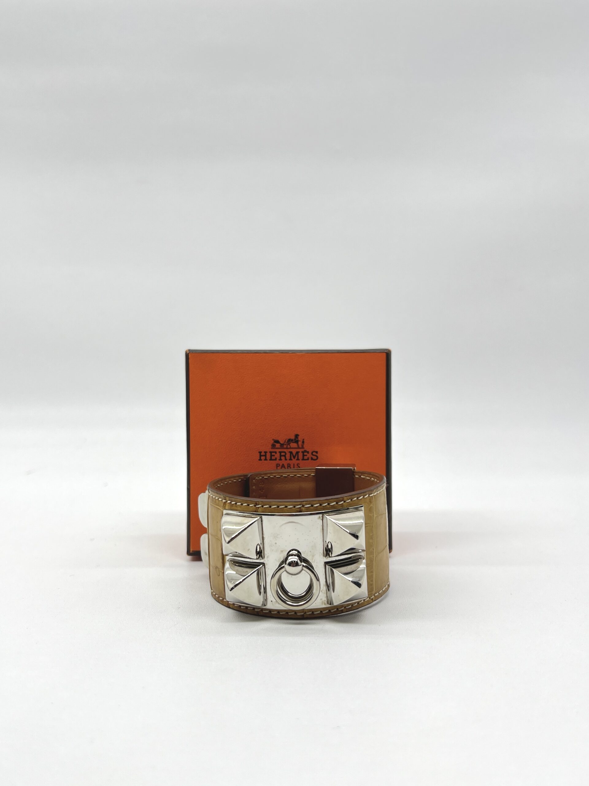 Hermes Collier De Chien Croco Beige PHW
