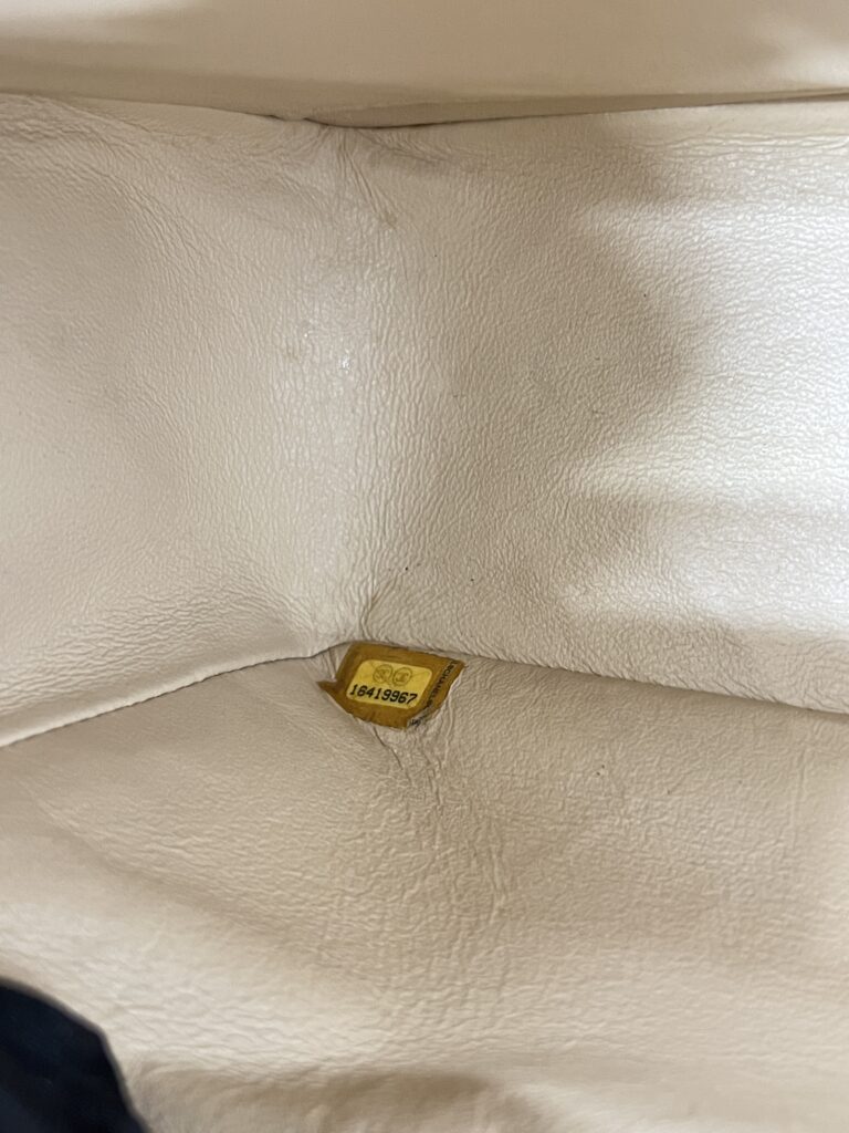 Chanel Jumbo Classic Double Flap Caviar Beige GHW