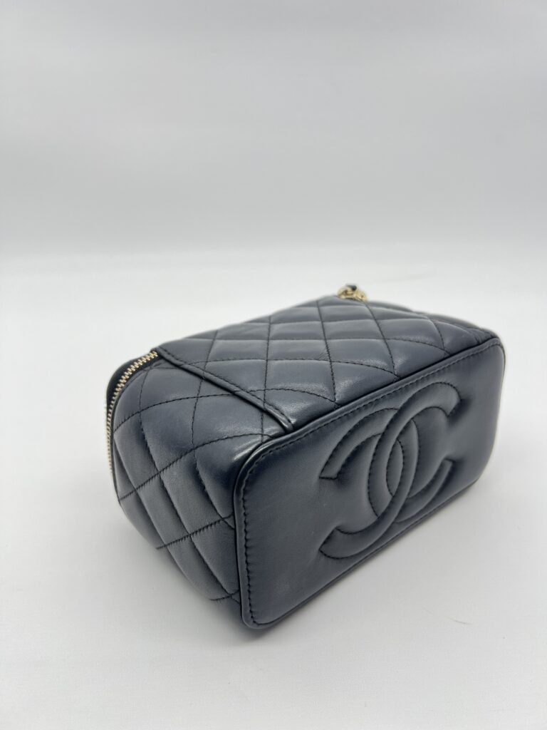 Chanel Vanity Top Handle With Lambskin Black GHW