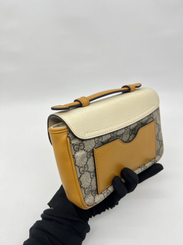 Gucci Padlock Slingbag GG Supreme Ivory Saffran GHW