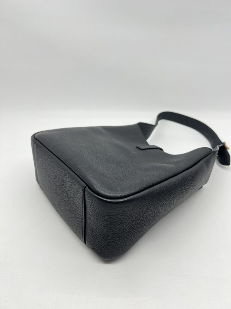 Saint Laurent LE 5 A 7 BEA Grained Leather Black GHW